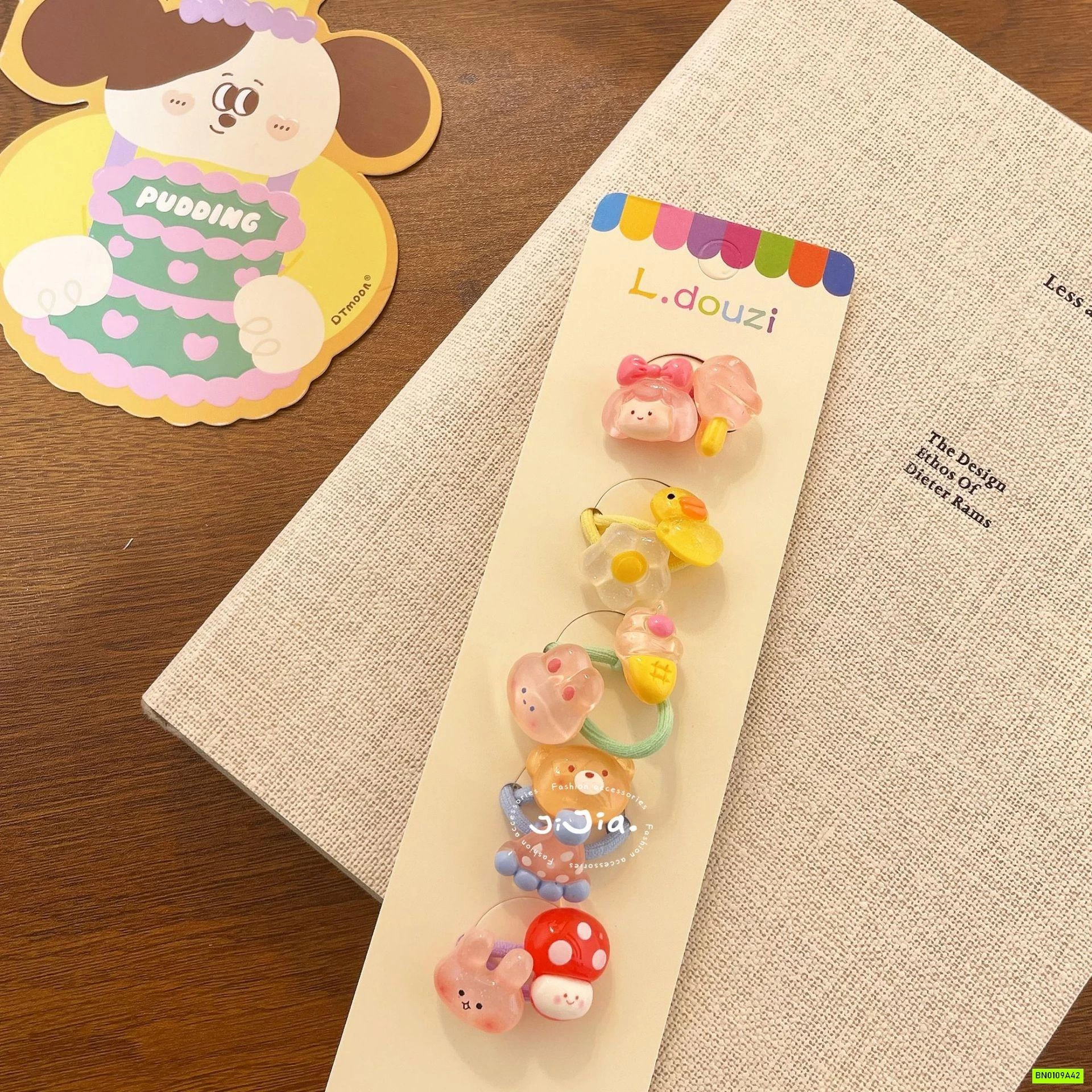 BÌA 5 SÉT BUỘC TÓC THÚ CƯNG DỄ THƯƠNG