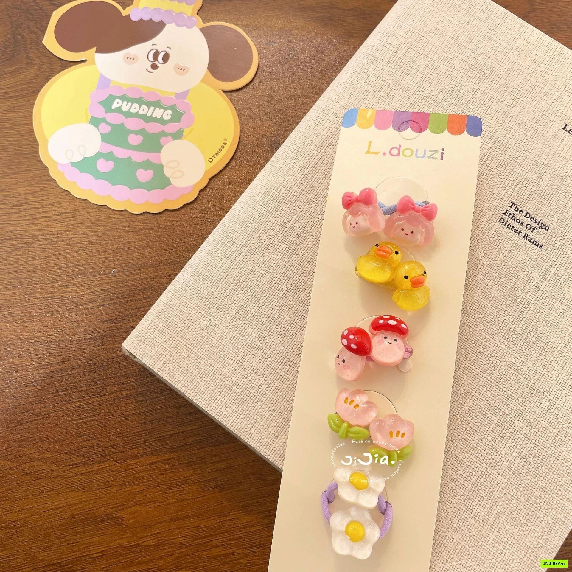 BÌA 5 SÉT BUỘC TÓC THÚ CƯNG DỄ THƯƠNG