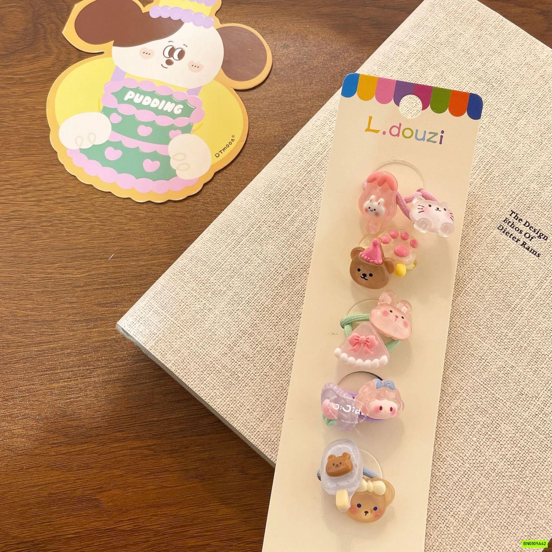 BÌA 5 SÉT BUỘC TÓC THÚ CƯNG DỄ THƯƠNG