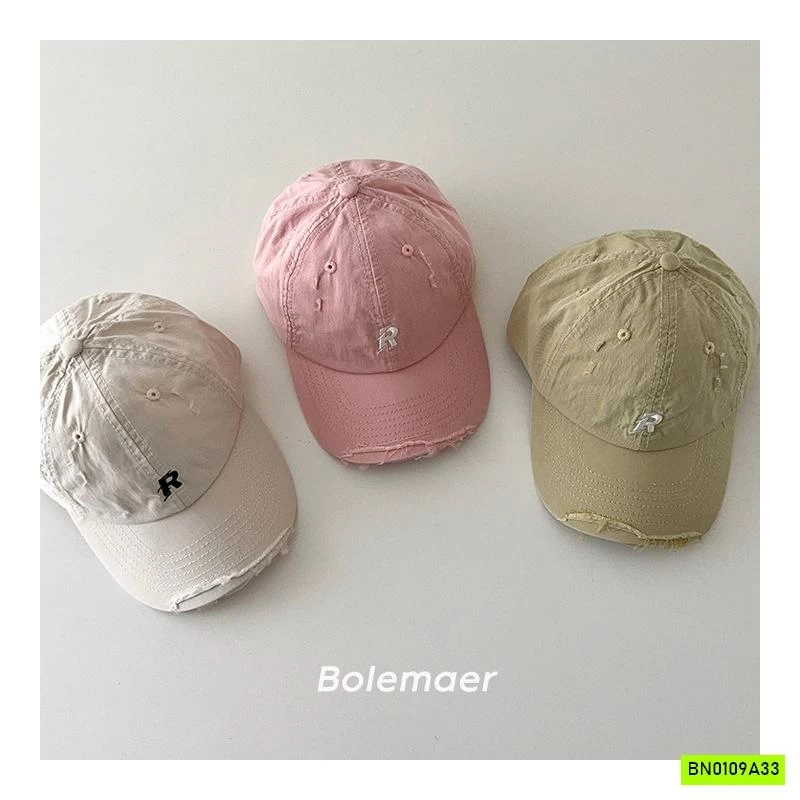 MŨ KẾT RÁCH CHỮ R