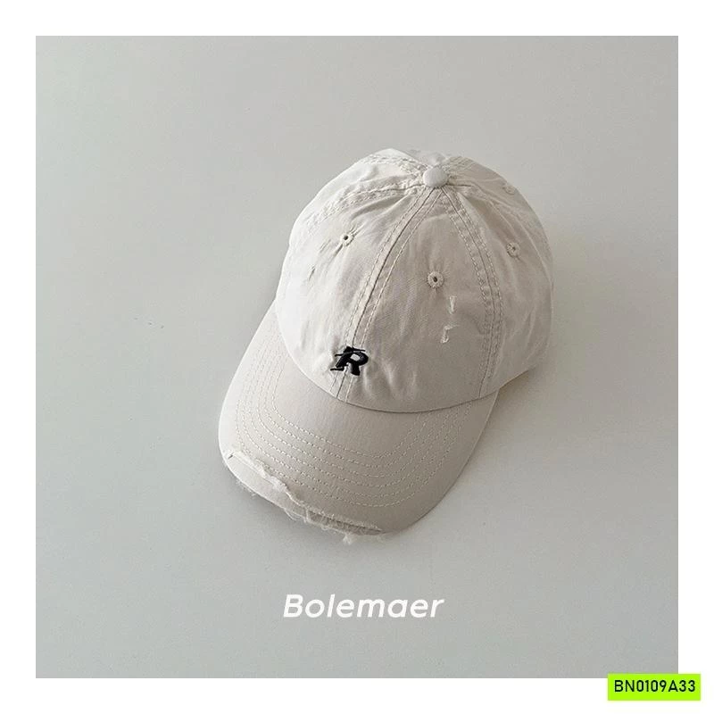 MŨ KẾT RÁCH CHỮ R