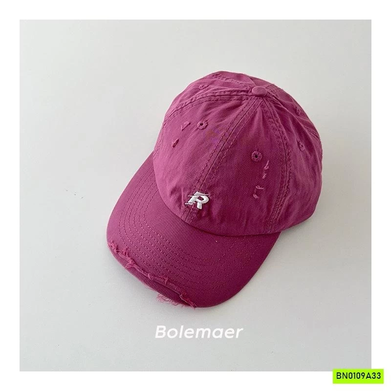 MŨ KẾT RÁCH CHỮ R