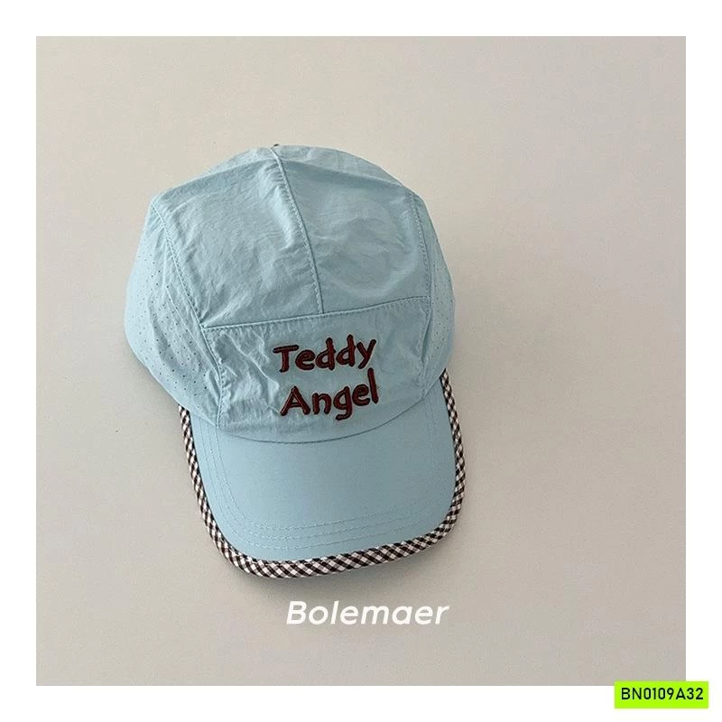 MŨ KẾT GIÓ THÊU CHỮ VIỀN MÀU