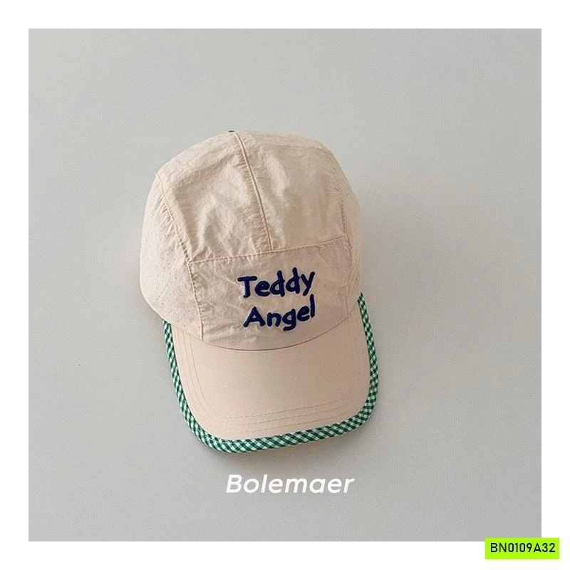 MŨ KẾT GIÓ THÊU CHỮ VIỀN MÀU