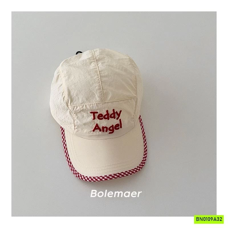 MŨ KẾT GIÓ THÊU CHỮ VIỀN MÀU