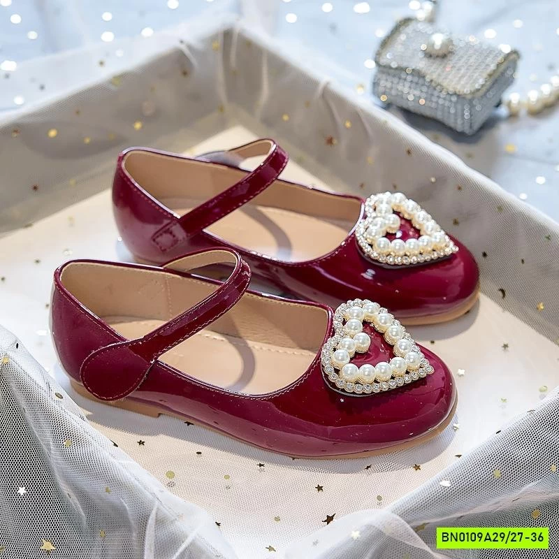 GIÀY BÚP BÊ GẮN TRÁI TIM NGỌC