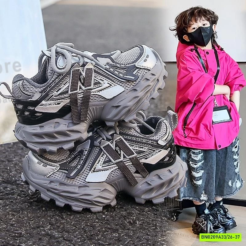 GIÀY THỂ THAO CHỮ N CHO BÉ