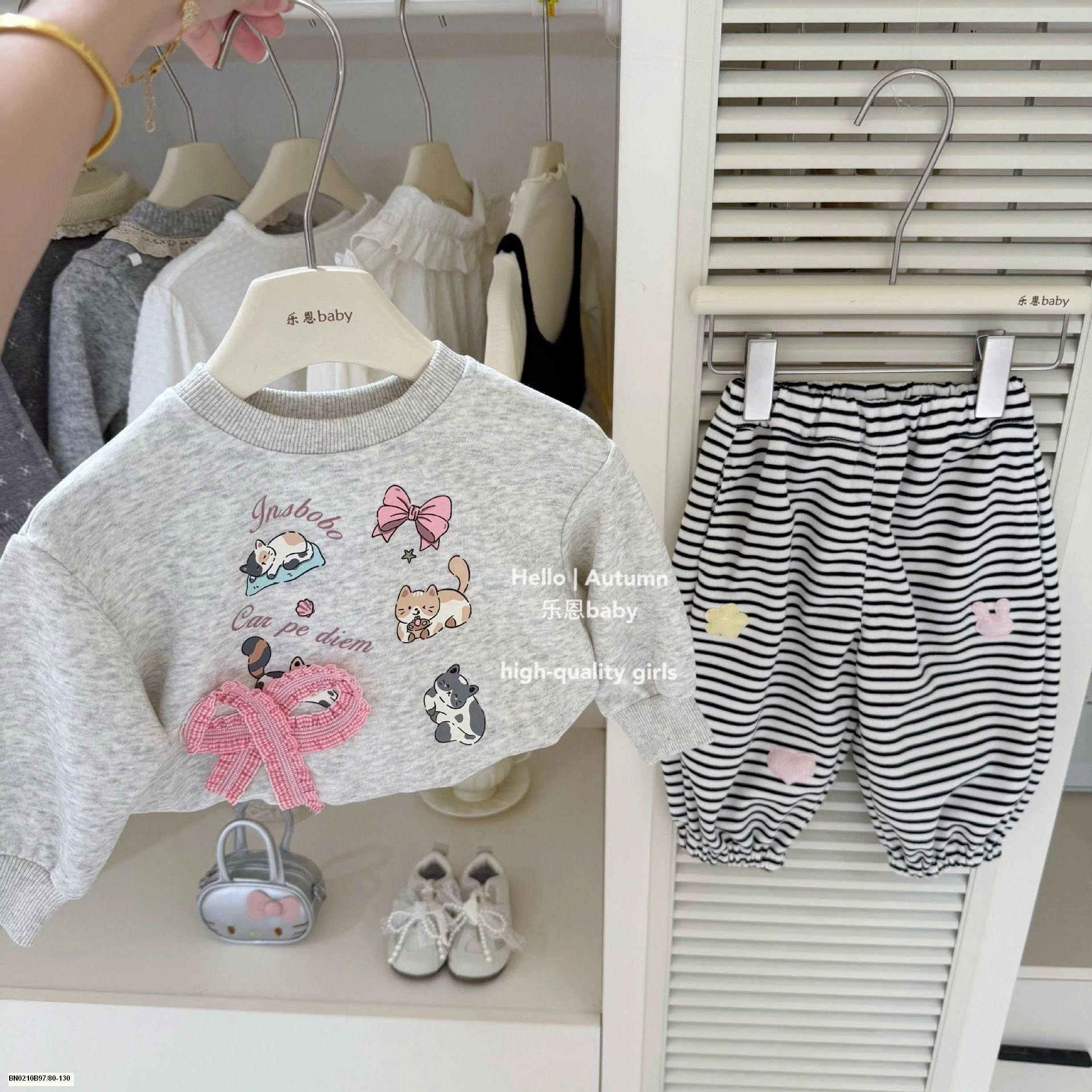 SET ÁO NỈ NƠ  MÈO XÁM