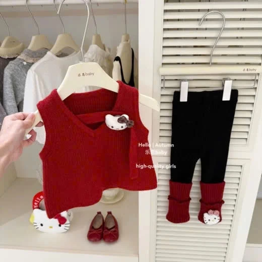 SET ÁO KITTY MIX QUẦN LEGGING BG