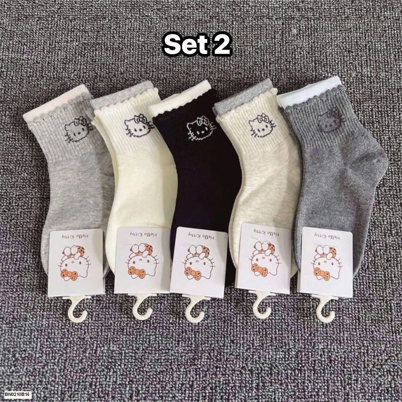 SET 5Đ TẤT KITTY BÉ GÁI