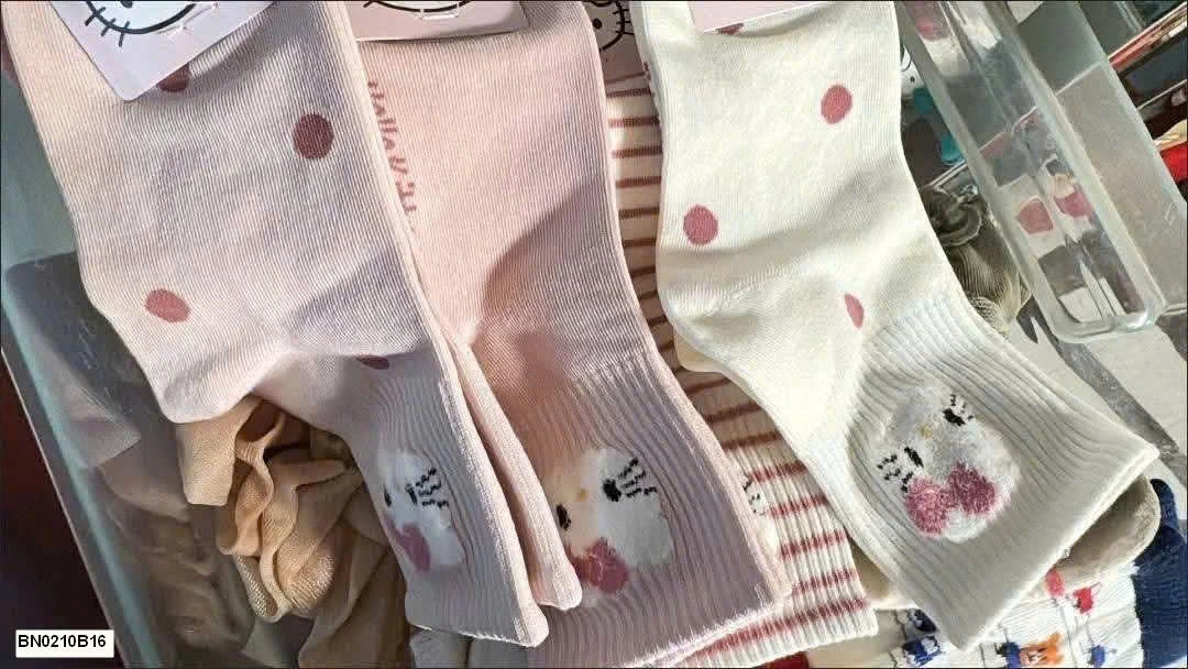 SET 5Đ TẤT KITTY BÉ GÁI