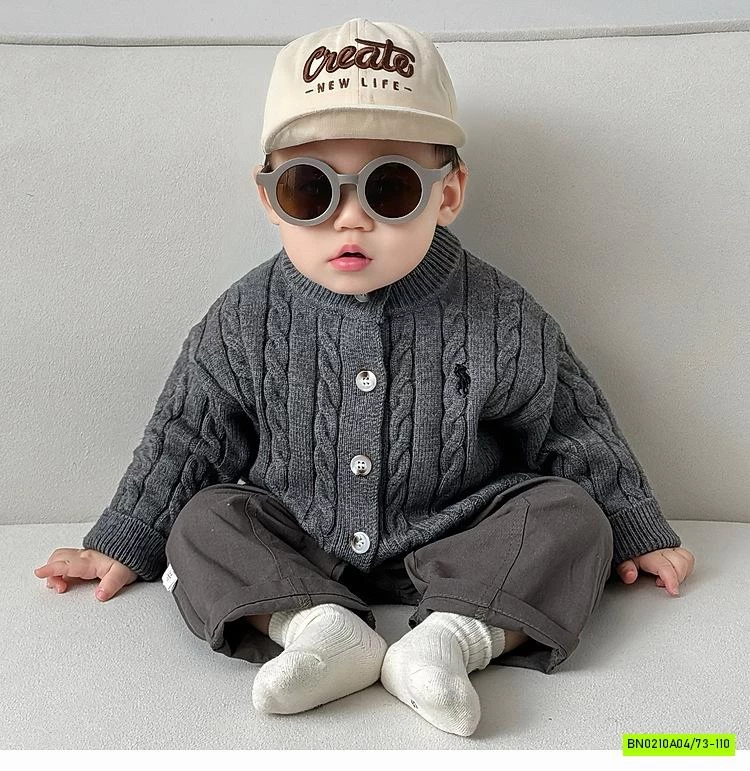 KHOÁC LEN VẶN THỪNG THÊU LOGO