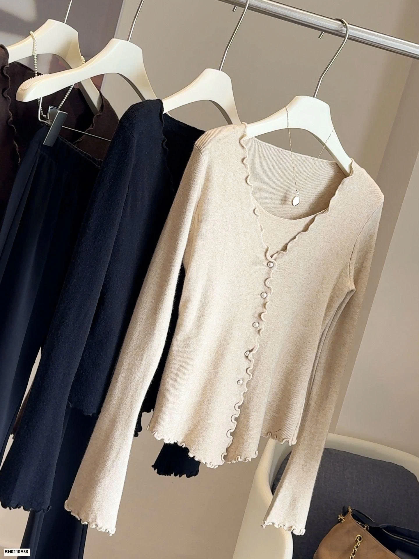 ÁO LEN DỆT KIM VIỀN BÈO GIẢ 2 MẢNH ANNA