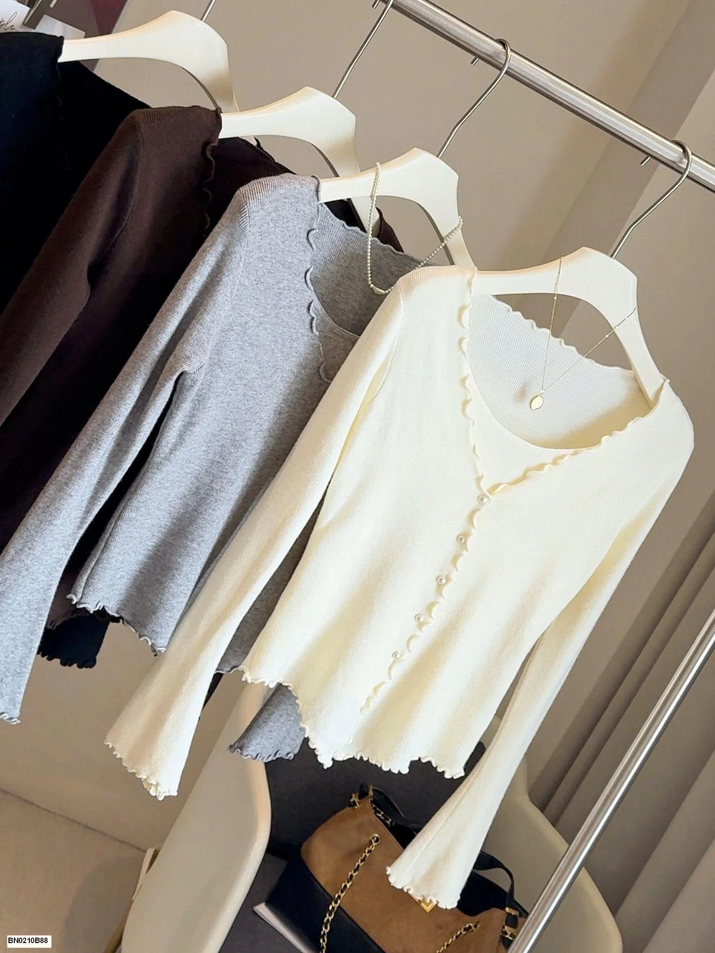 ÁO LEN DỆT KIM VIỀN BÈO GIẢ 2 MẢNH ANNA