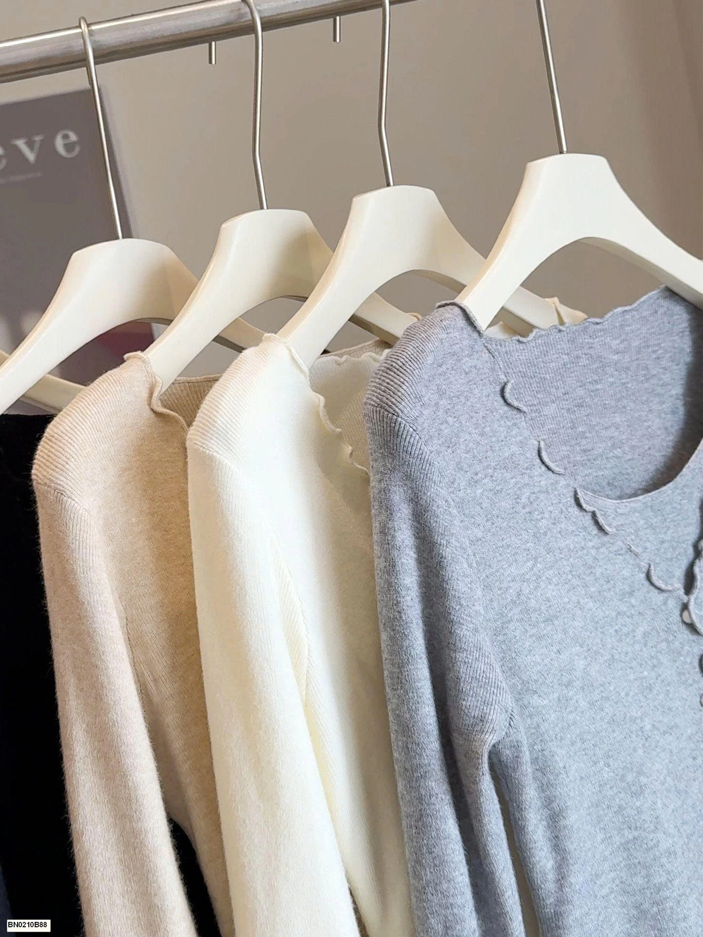 ÁO LEN DỆT KIM VIỀN BÈO GIẢ 2 MẢNH ANNA