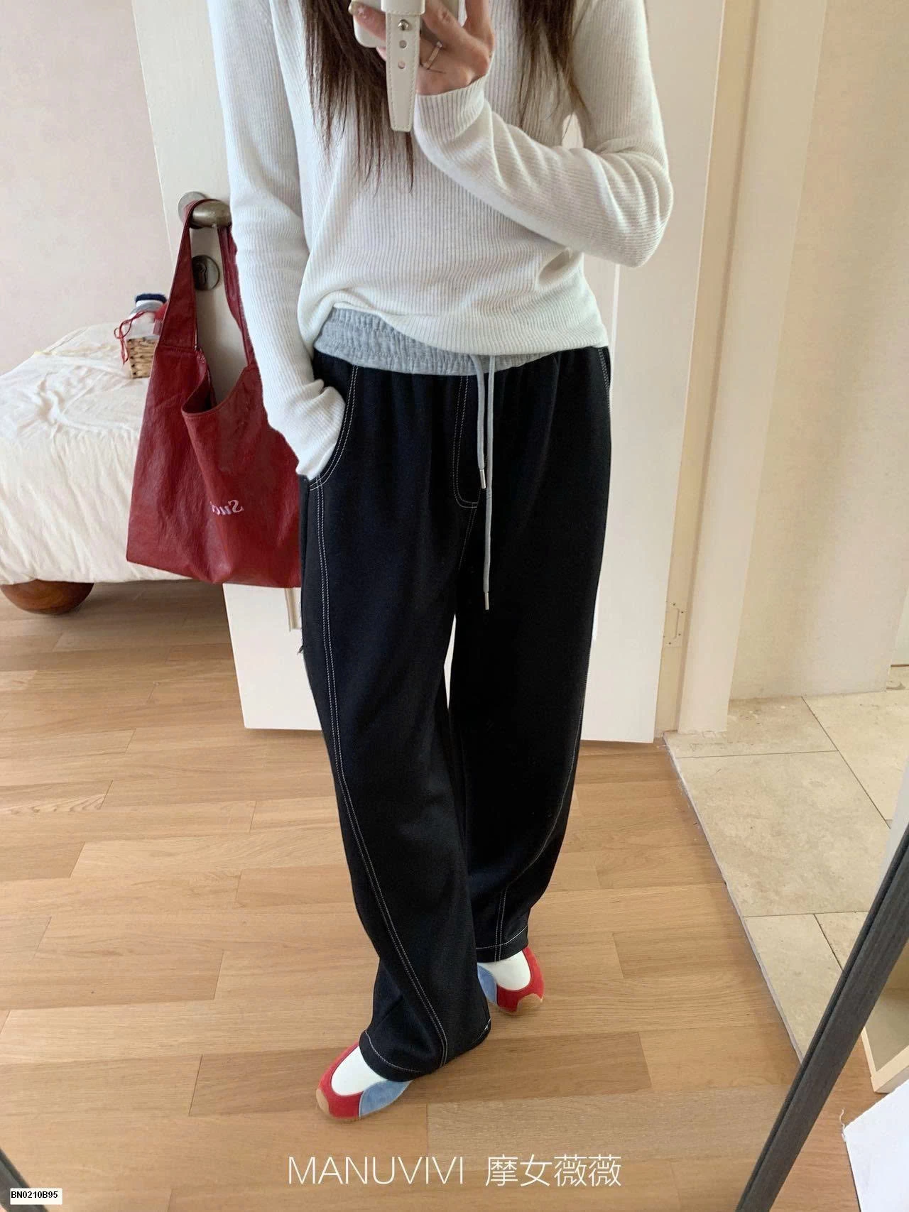 QUẦN SUÔNG PHỐI CẠP MANUVIVI