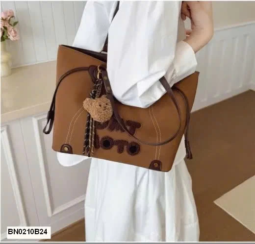 TÚI ĐEO  VAI GẤU