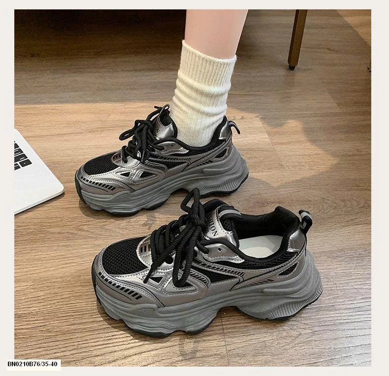 GIÀY THỂ THAO ĐẾ CAO THOÁNG KHÍ