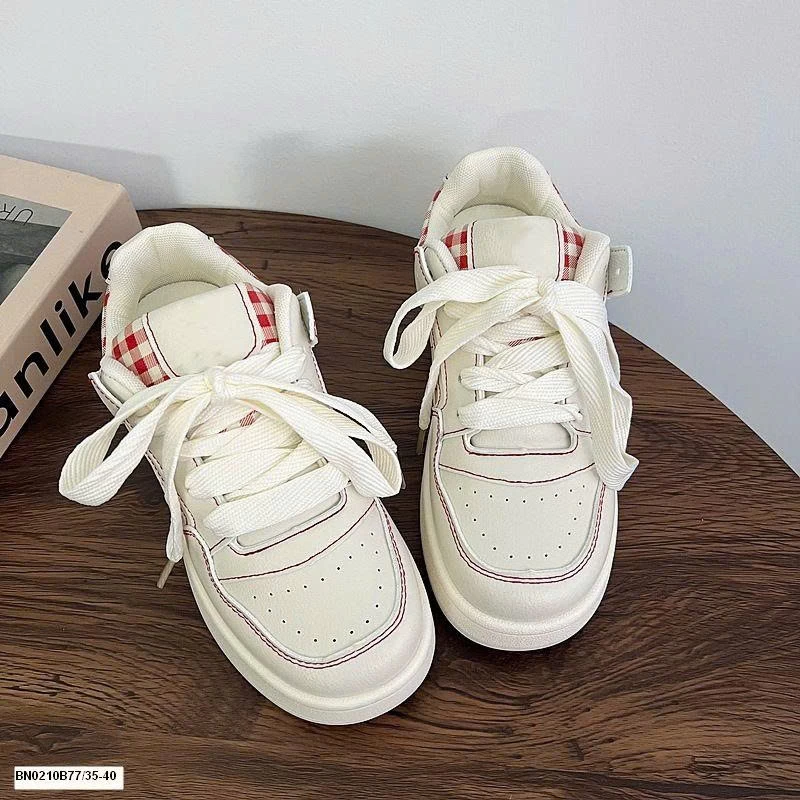 GIÀY THỂ THAO GÓT CARO