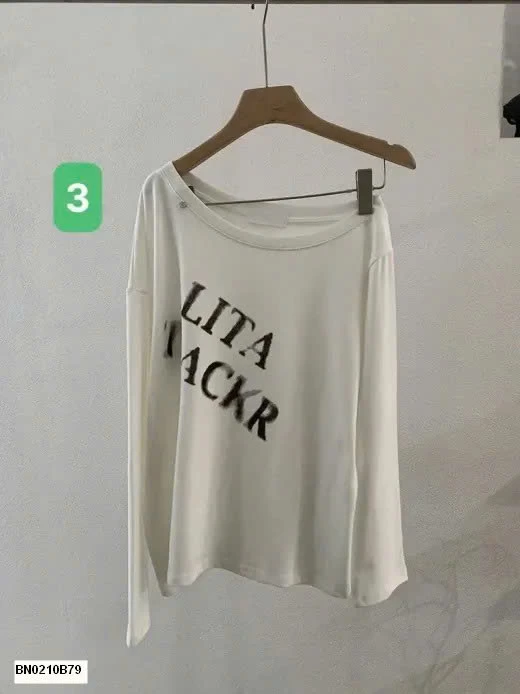 ÁO THUN DÀI TAY LỆCH VAI IN CHỮ CHO NỮ