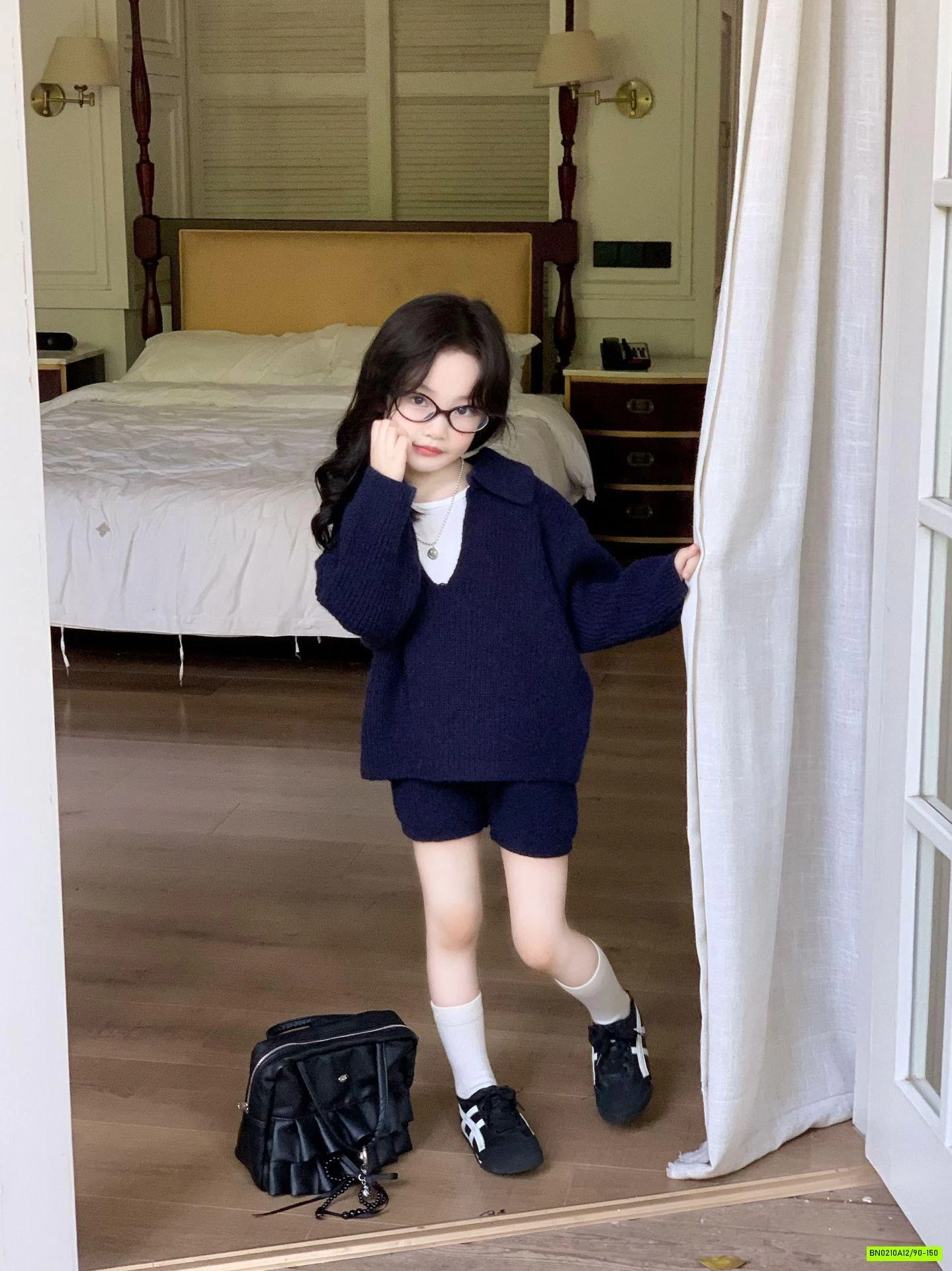 SÉT LEN QUẦN SHORT XANH THAN