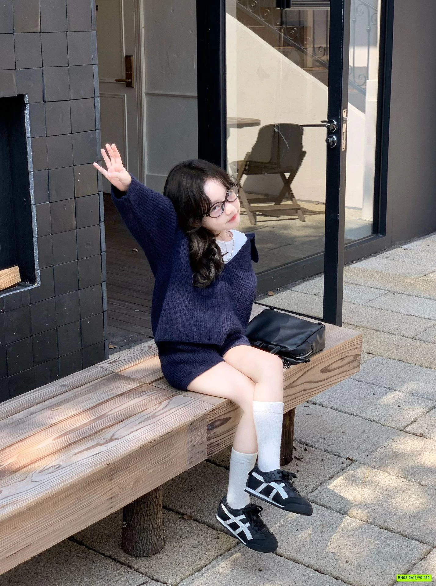 SÉT LEN QUẦN SHORT XANH THAN