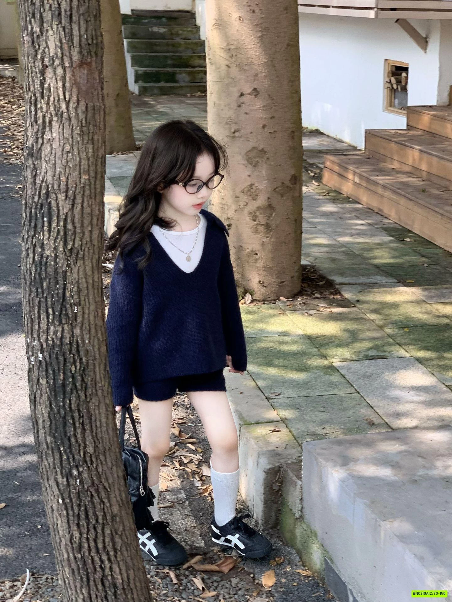 SÉT LEN QUẦN SHORT XANH THAN