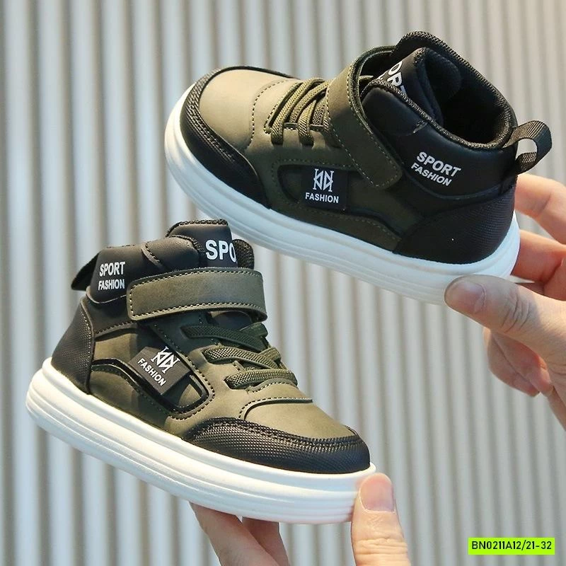 GIÀY THỂ THAO CAO CỔ QUAI DÁN