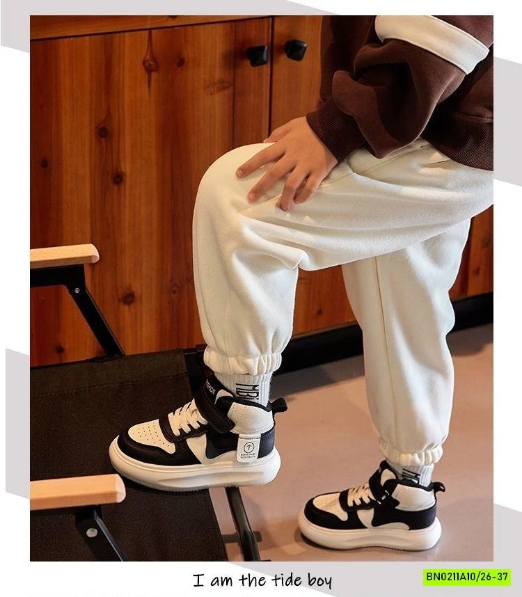 GIÀY THỂ THAO CAO CỔ