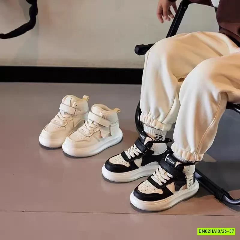 GIÀY THỂ THAO CAO CỔ