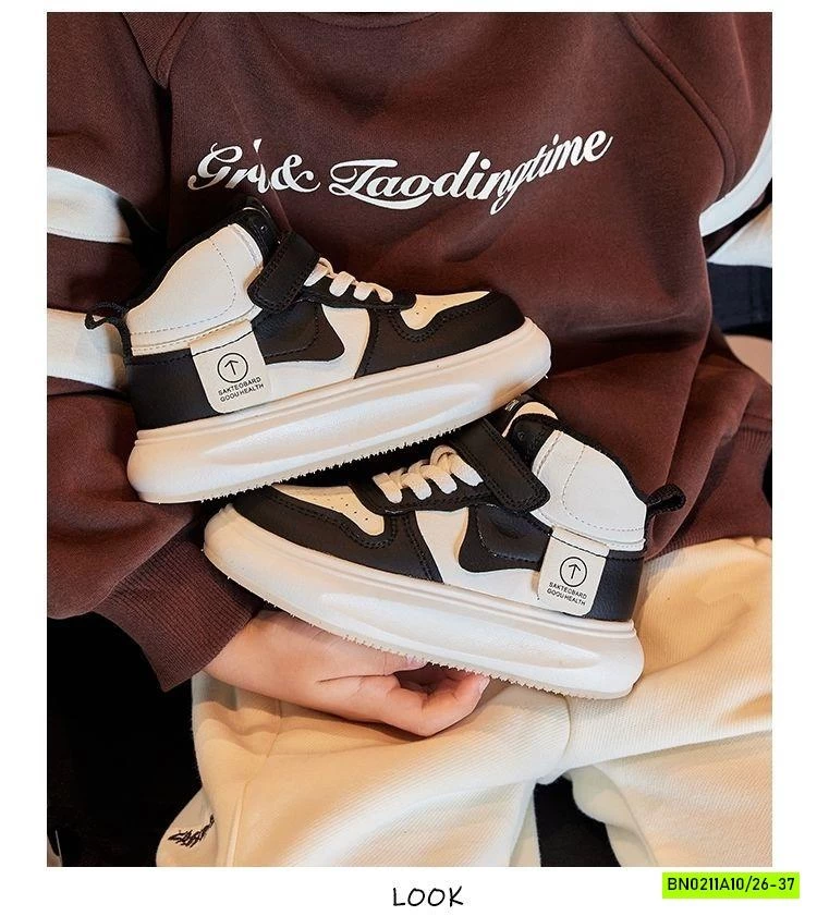 GIÀY THỂ THAO CAO CỔ