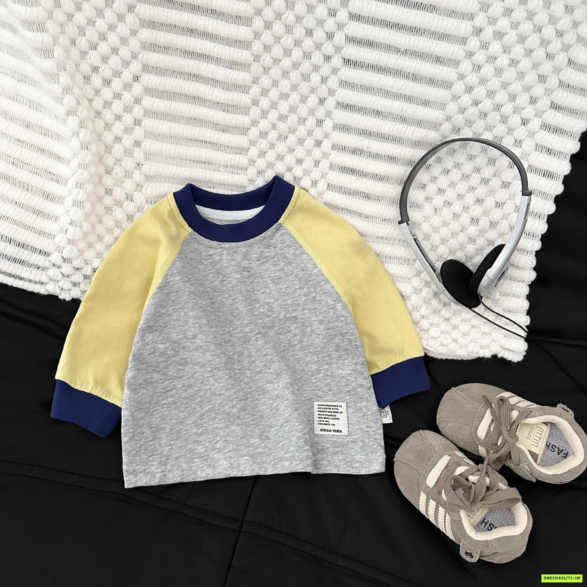 ÁO THUN PHỐI MÀU TAY NHÍ