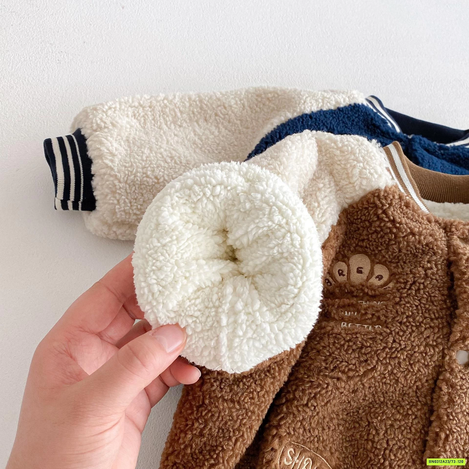 BOMBER BÓNG CHÀY LÔNG CỪU