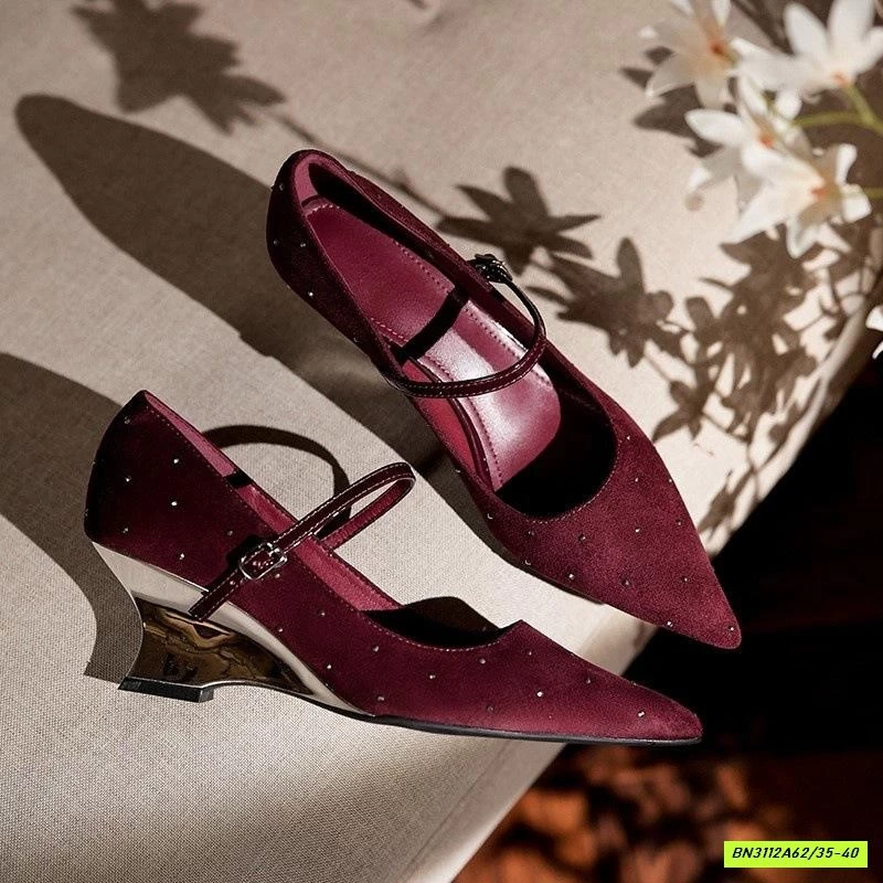 GIÀY NHUNG CAO GÓT MŨI NHỌN ĐÁNH ĐÁ