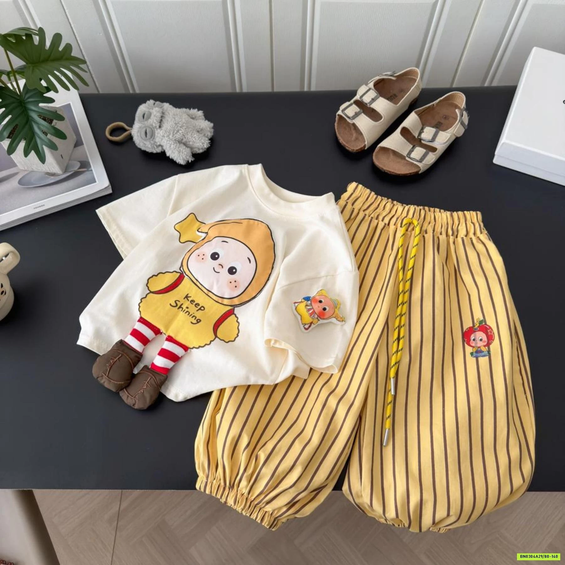 SÉT BỘ DỄ THƯƠNG QUẦN KẺ