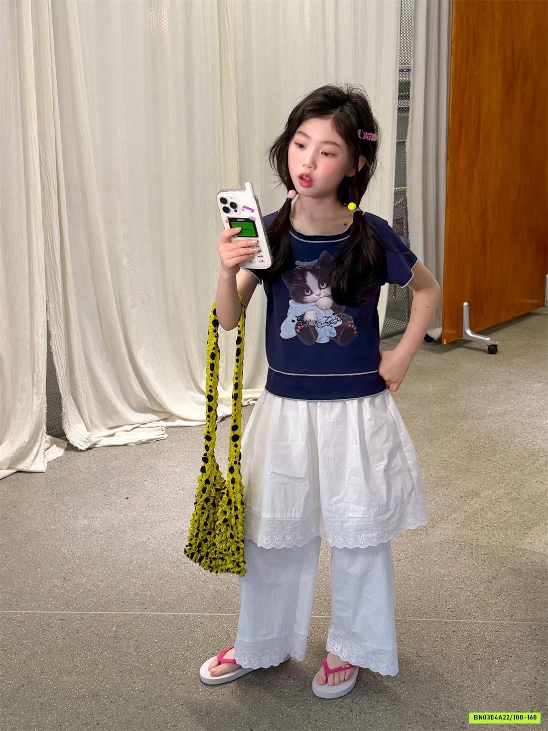 CROPTOP MÈO VIỀN CHỈ NỔI