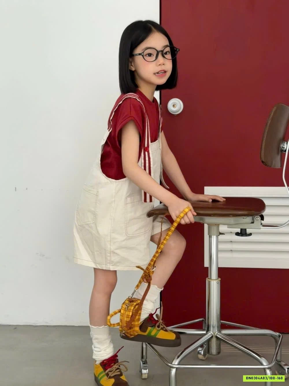 SÉT ÁO ĐỎ MIX QUẦN YẾM