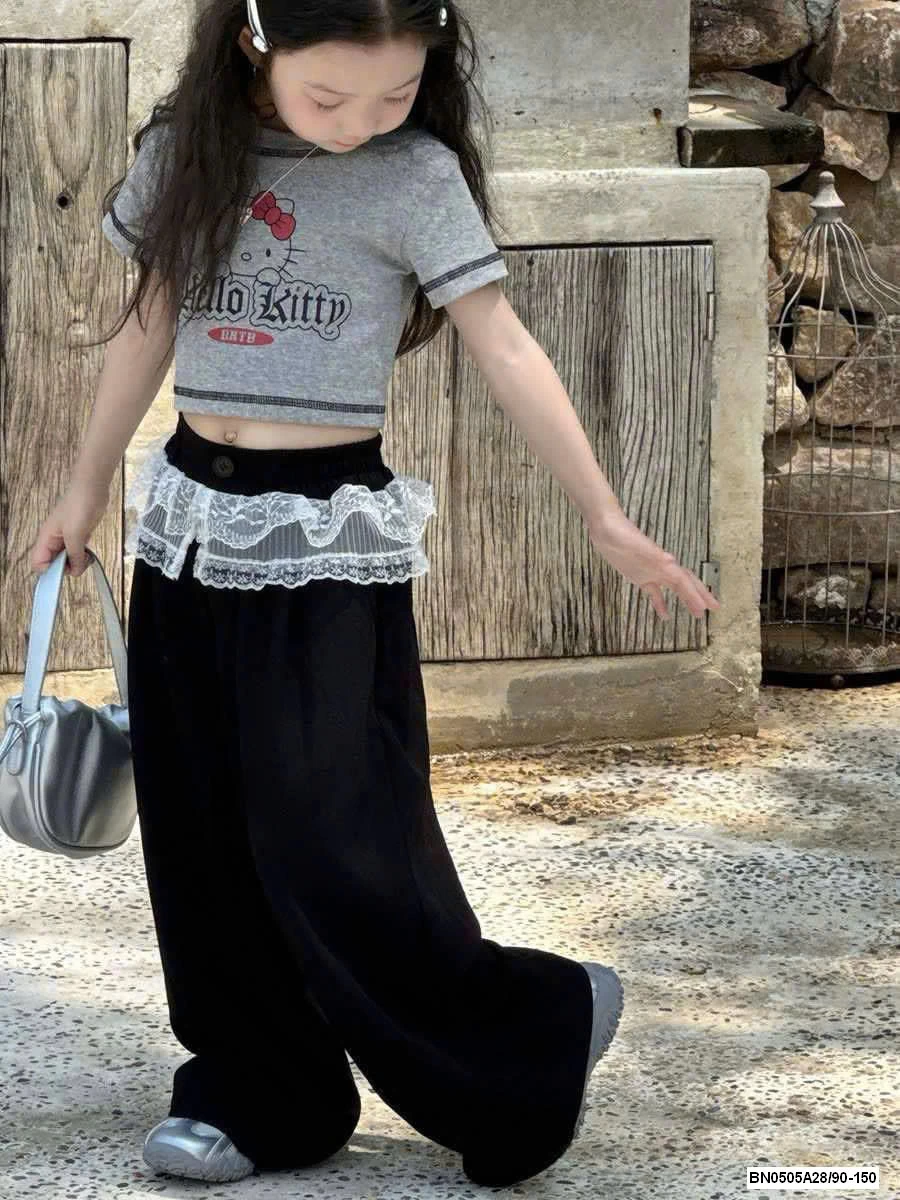 QUẦN SUÔNG SỌC BÊN CẠP PHỐI REN