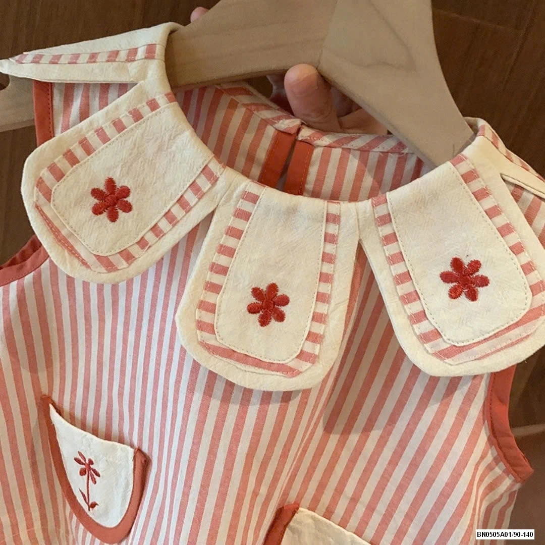 SÉT BỘ THÔ SỌC CỔ CÁNH HOA