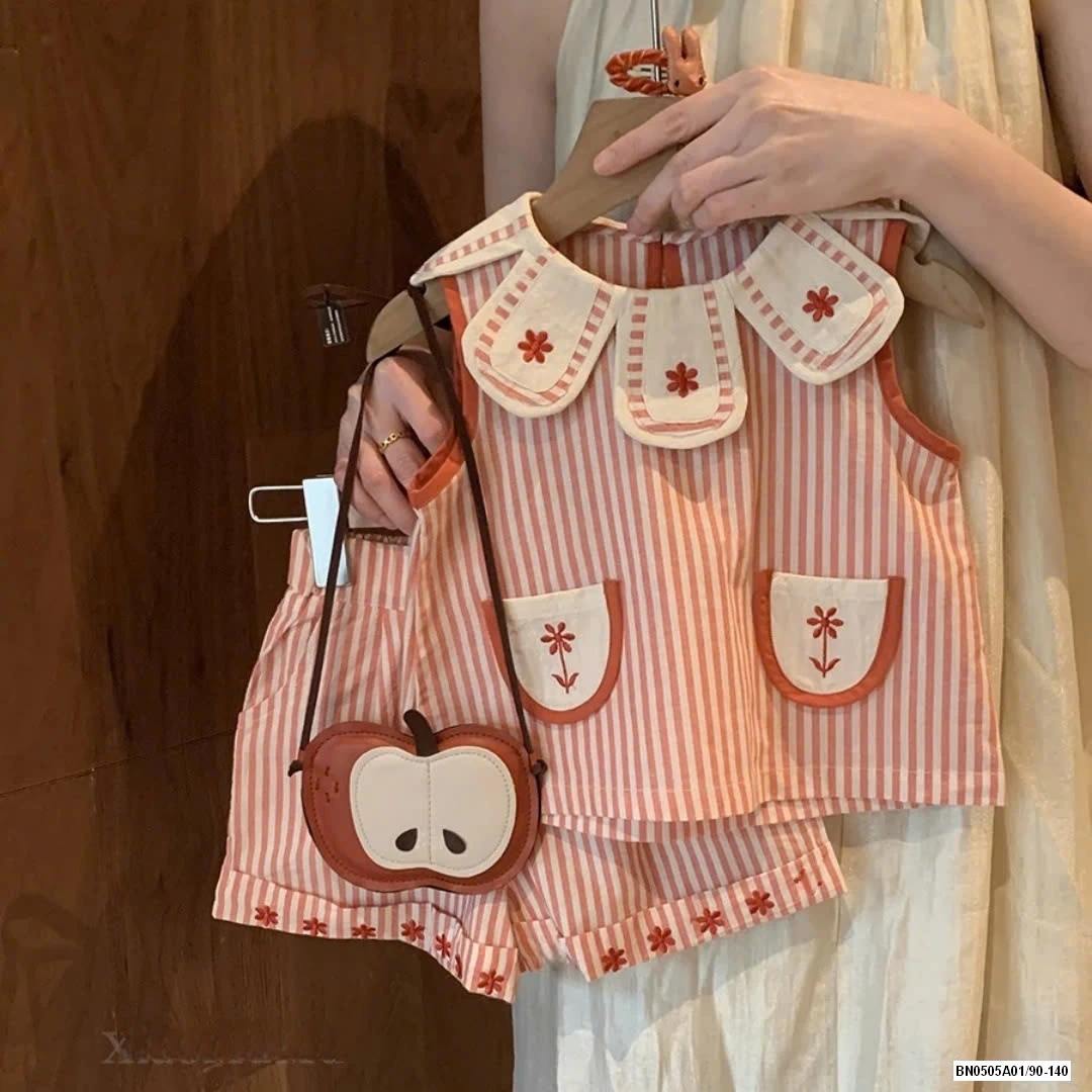 SÉT BỘ THÔ SỌC CỔ CÁNH HOA