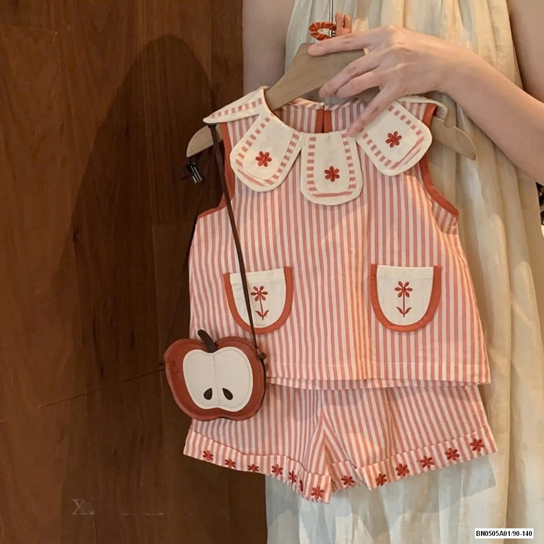 SÉT BỘ THÔ SỌC CỔ CÁNH HOA