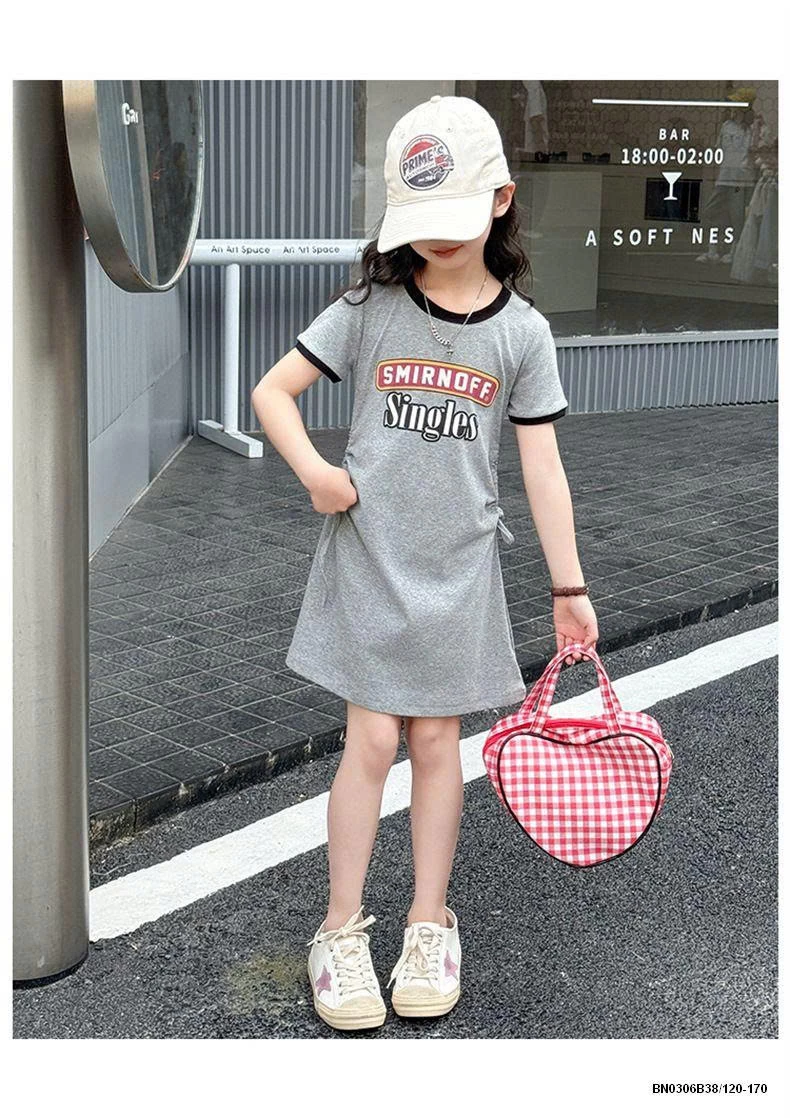 ĐẦM SUÔNG RÚT EO BÉ GÁI