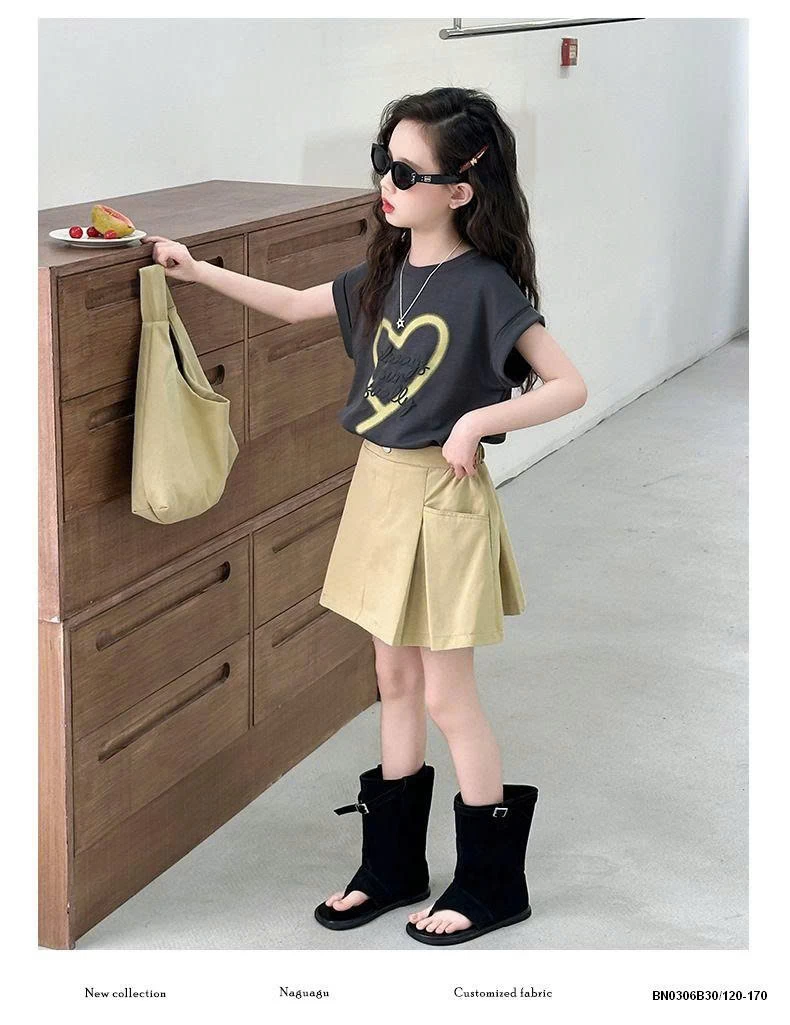 SÉT TANKTOP TRÁI TIM MIX CHÂN VÁY VÀNG