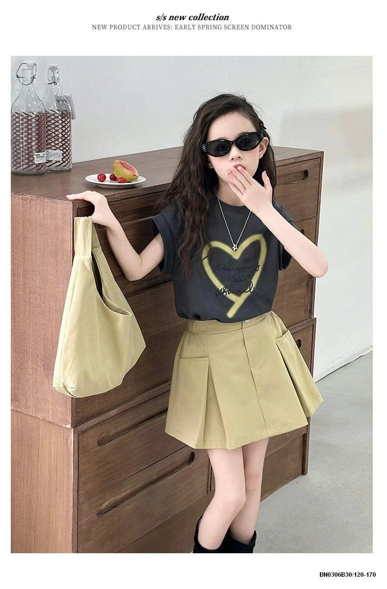 SÉT TANKTOP TRÁI TIM MIX CHÂN VÁY VÀNG