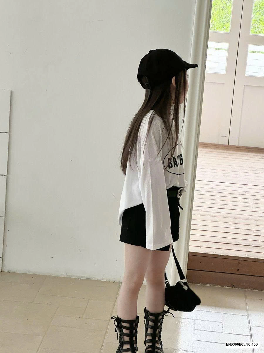 SÉT ÁO THUN TRẮNG DÀI TAY MIX QUẦN VÁY ĐEN