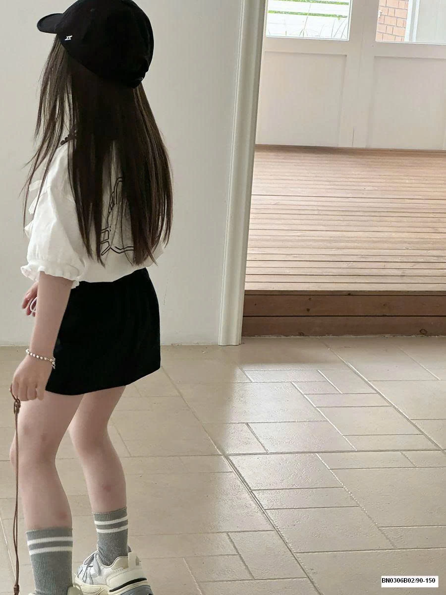 CROPTOP KITTY TAY LỠ CỔ POLO