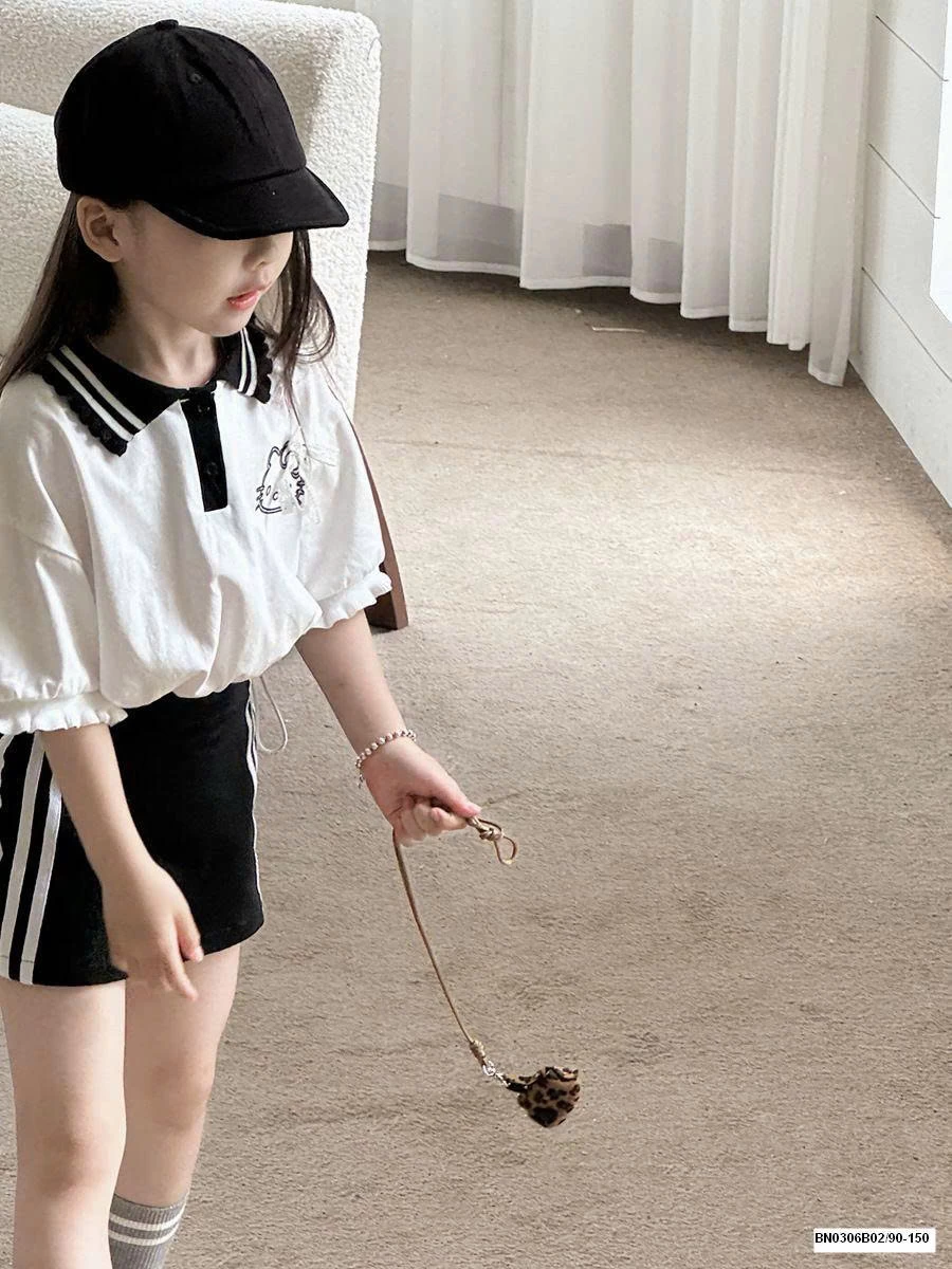 CROPTOP KITTY TAY LỠ CỔ POLO