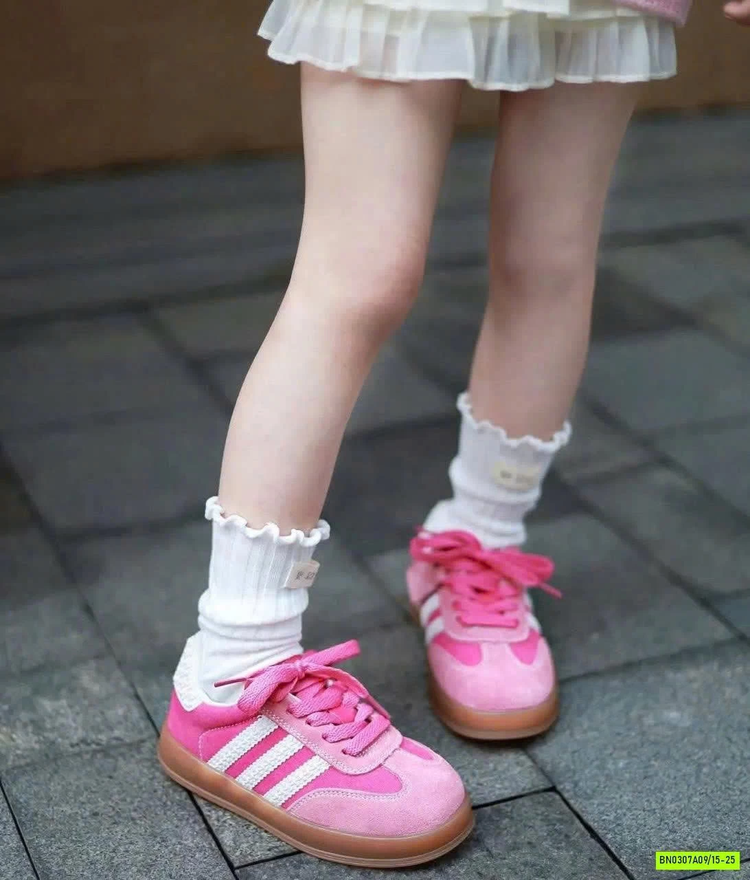 GIÀY THỂ THAO 3 VẠCH PHỐI DA LỘN