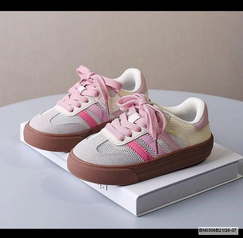 GIÀY BÁNH MỲ QUỐC DÂN 3 VẠCH