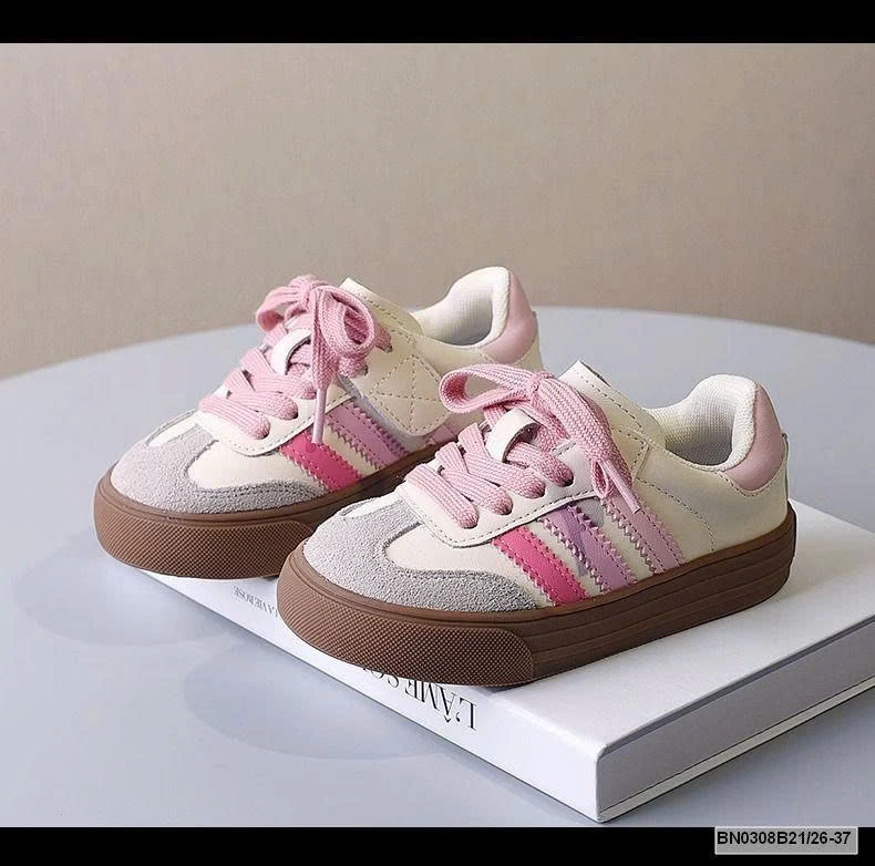 GIÀY BÁNH MỲ QUỐC DÂN 3 VẠCH